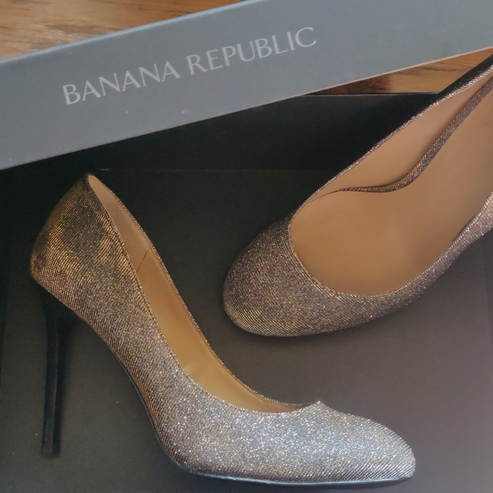 Banana Republic Gold/Silver Sparkling Heels
